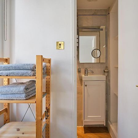 Stylish 3 Bedroom Town House Лондон Экстерьер фото